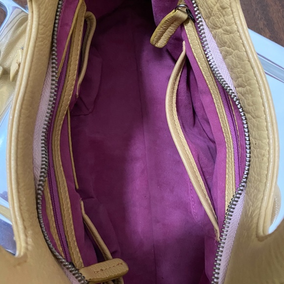 Double-Handled Leather Handbag - Picture 6 of 6